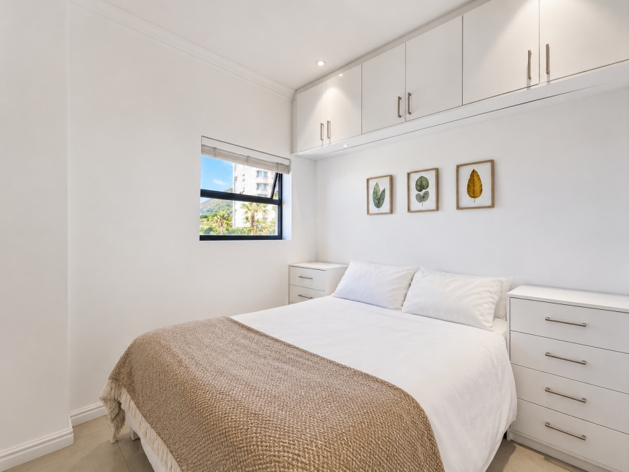 To Let 1 Bedroom Property for Rent in Vredehoek Western Cape